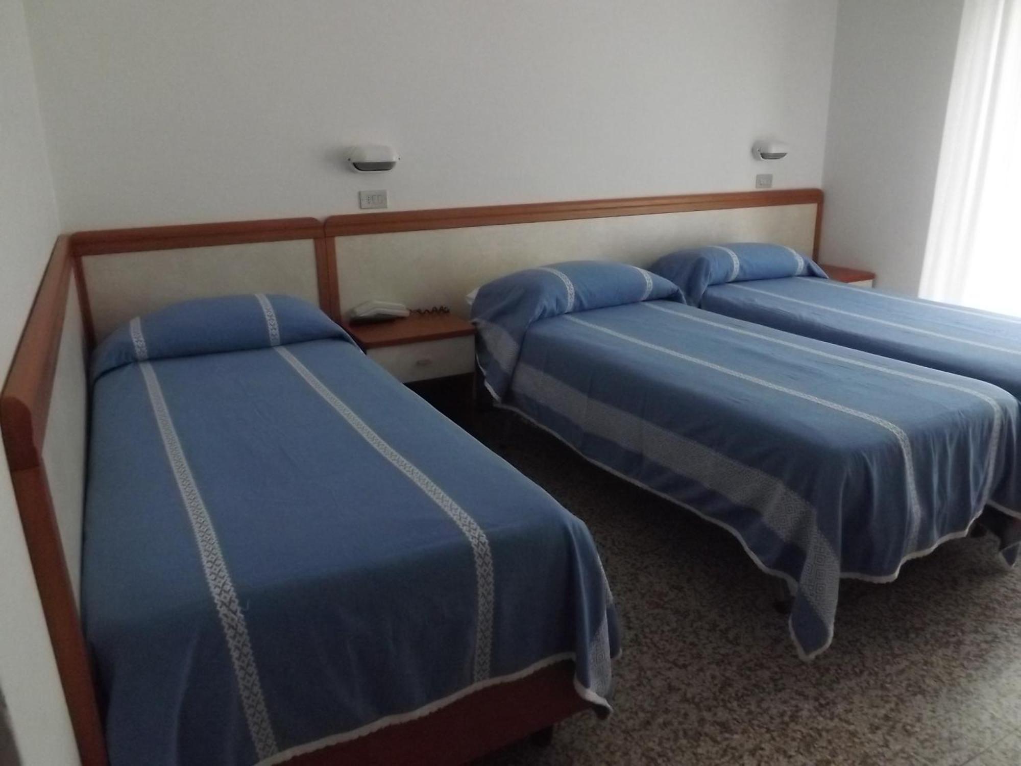 Hotel Tura Bellaria-Igea Marina Ruang foto